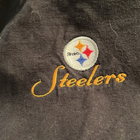 Embroidered Women’s Steelers Tee Shirt. Size Large. Gently worn. - Picture 2 of 3